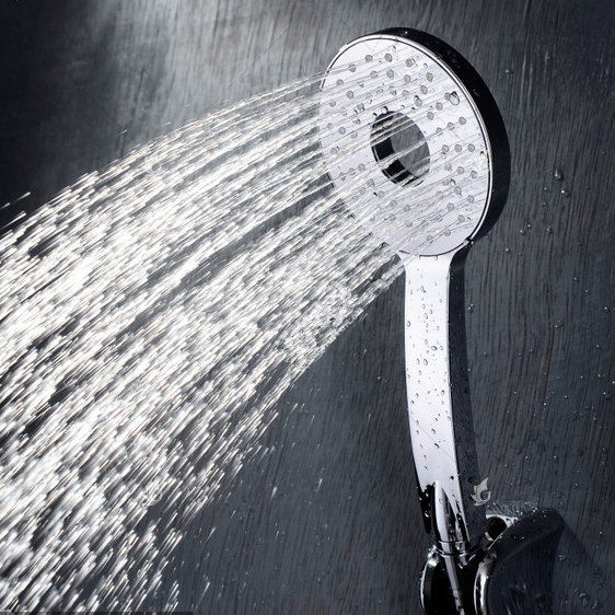 How to keep the shower head from clogging when taking a shower