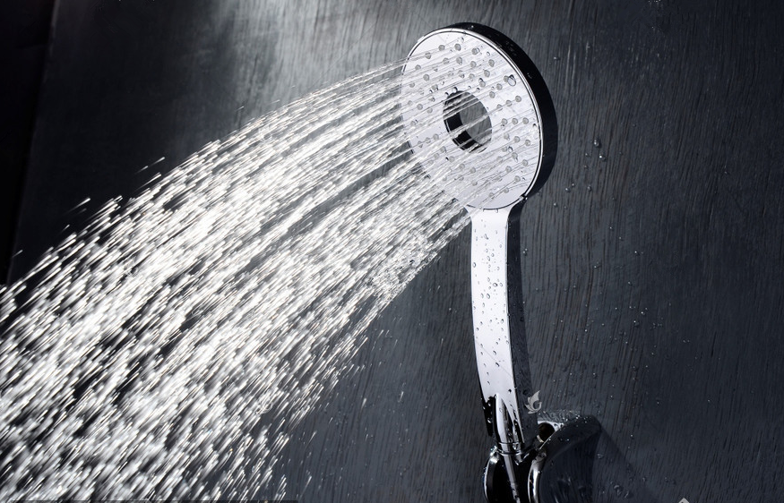 How to keep the shower head from clogging when taking a shower